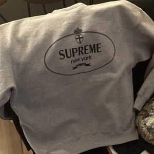 Supreme sweater